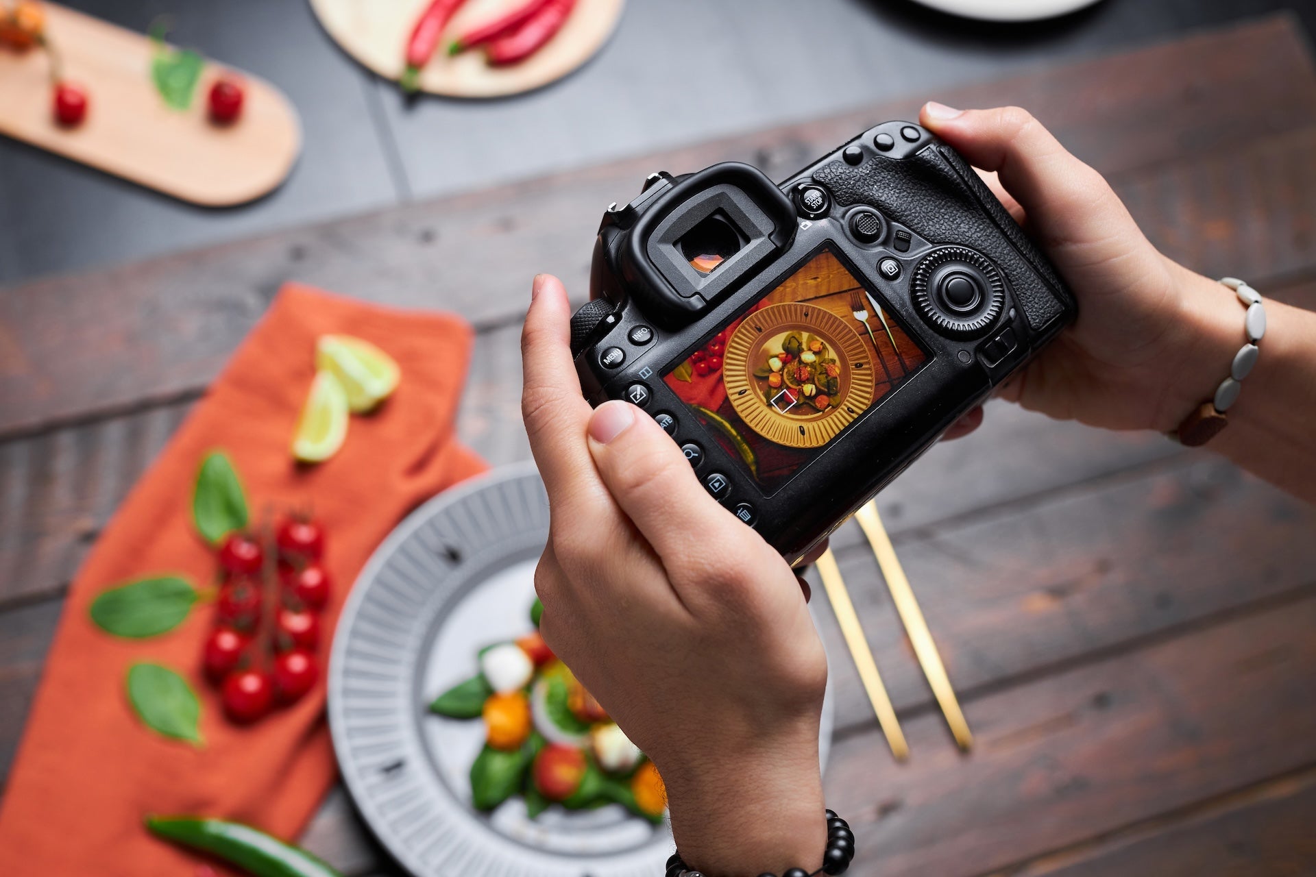 Cómo lograr mejores fotos para tu restaurante sin gastar de más