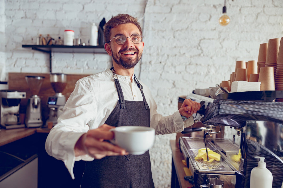 Menú primero, operación después: la decisión que define el éxito de tu cafetería