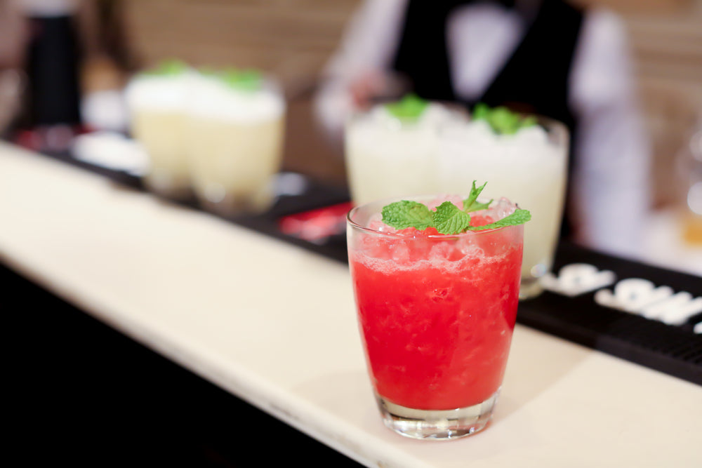 Bebidas signature: cómo crear una y ponerle el precio correcto